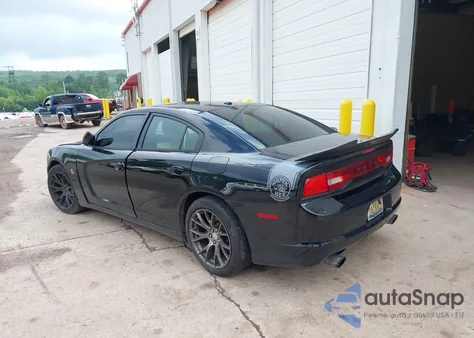 2013 Dodge Charger Srt8 Super Bee from USA, damaged, VIN 2C3CDXGJ4DH570727
